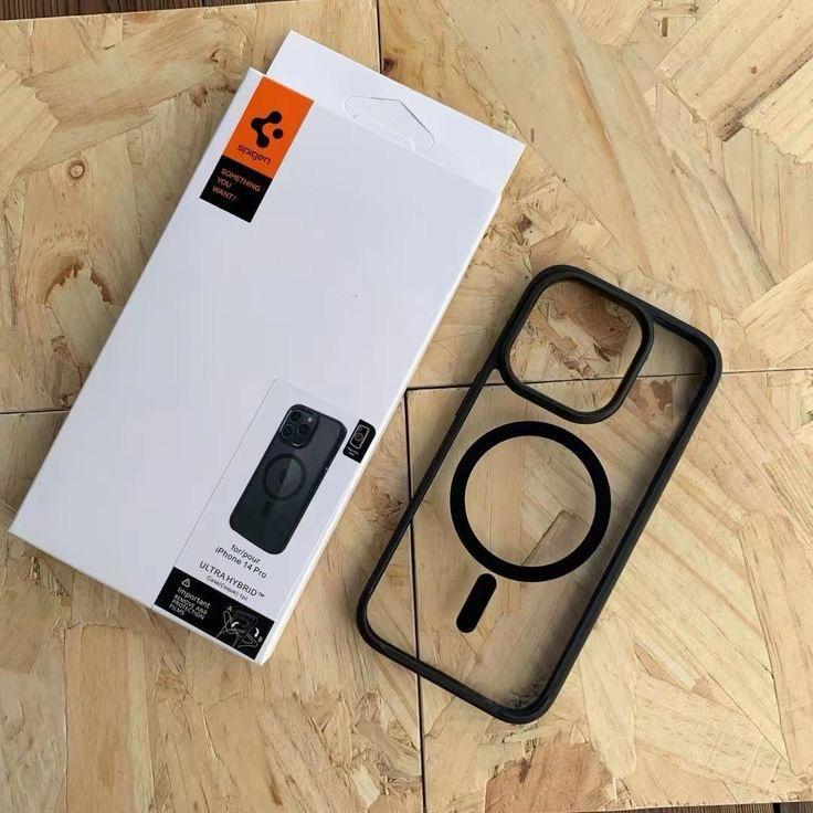 Spigen Ultra Hybrid Black